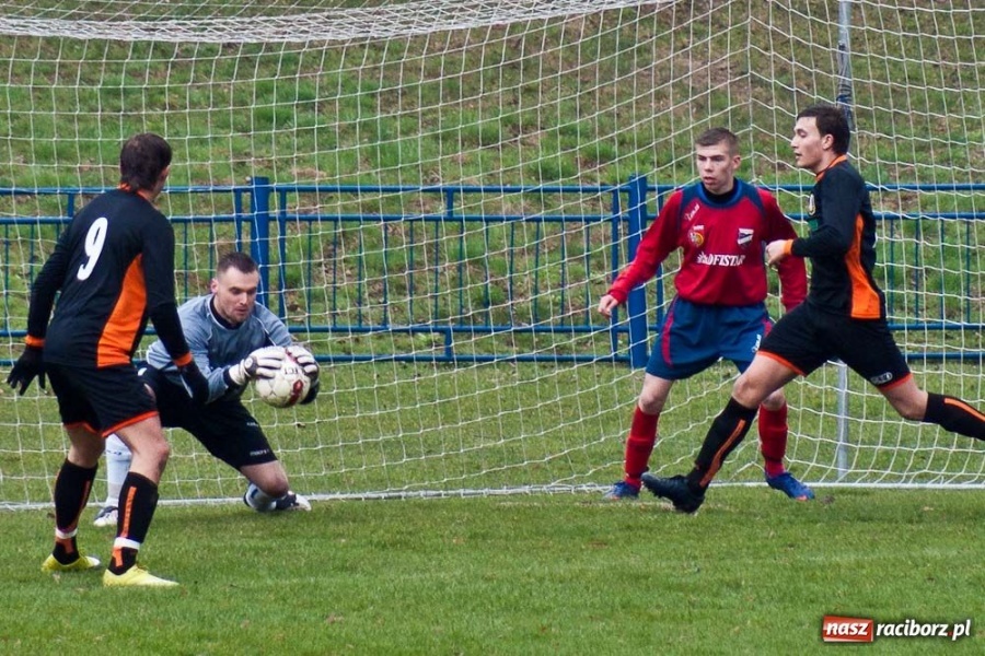 Zdjęcie w galerii na portalu naszraciborz.pl: Unia zgasiła Iskrę z Pszczyny wiadomości z regionu