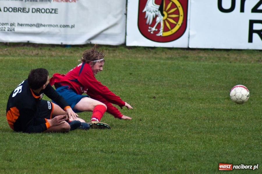 Zdjęcie w galerii na portalu naszraciborz.pl: Unia zgasiła Iskrę z Pszczyny wiadomości z regionu