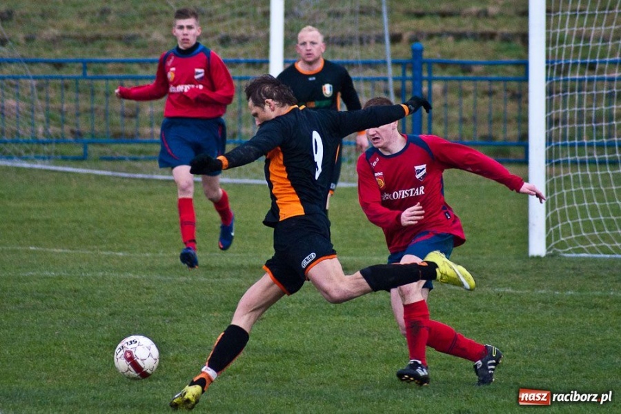 Zdjęcie w galerii na portalu naszraciborz.pl: Unia zgasiła Iskrę z Pszczyny wiadomości z regionu