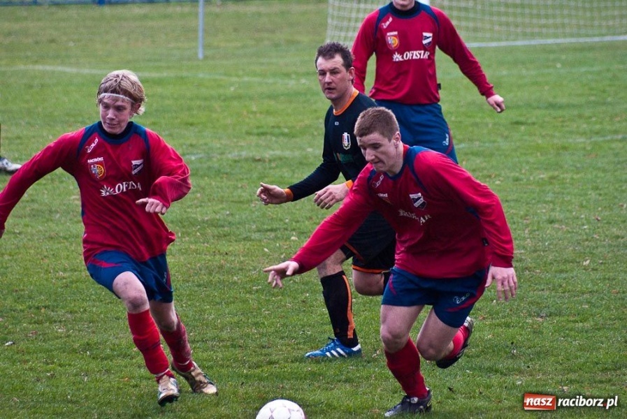 Zdjęcie w galerii na portalu naszraciborz.pl: Unia zgasiła Iskrę z Pszczyny wiadomości z regionu