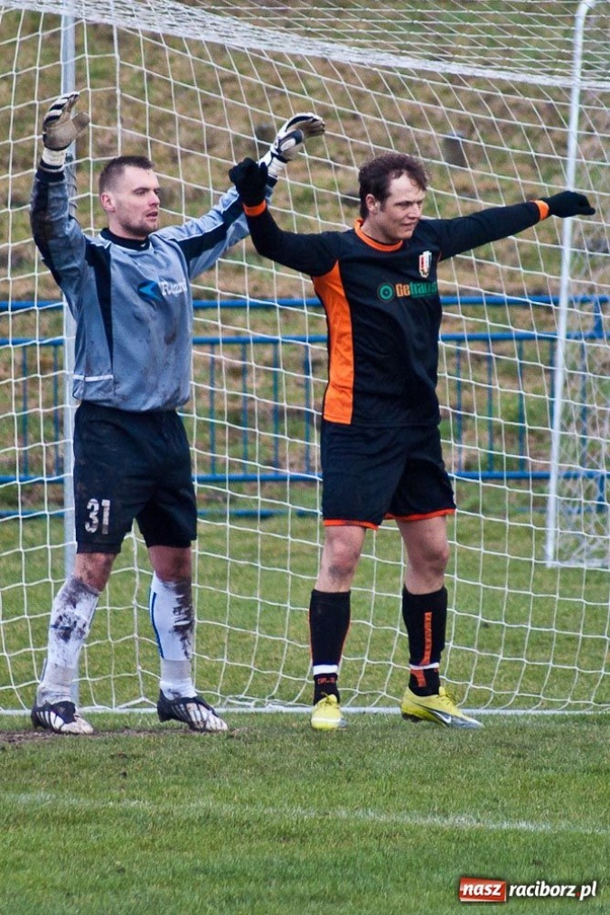 Zdjęcie w galerii na portalu naszraciborz.pl: Unia zgasiła Iskrę z Pszczyny wiadomości z regionu
