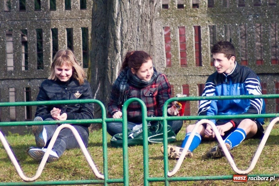 Zdjęcie w galerii na portalu naszraciborz.pl: Brutalna gra przy Wyszyńskiego wiadomości z regionu