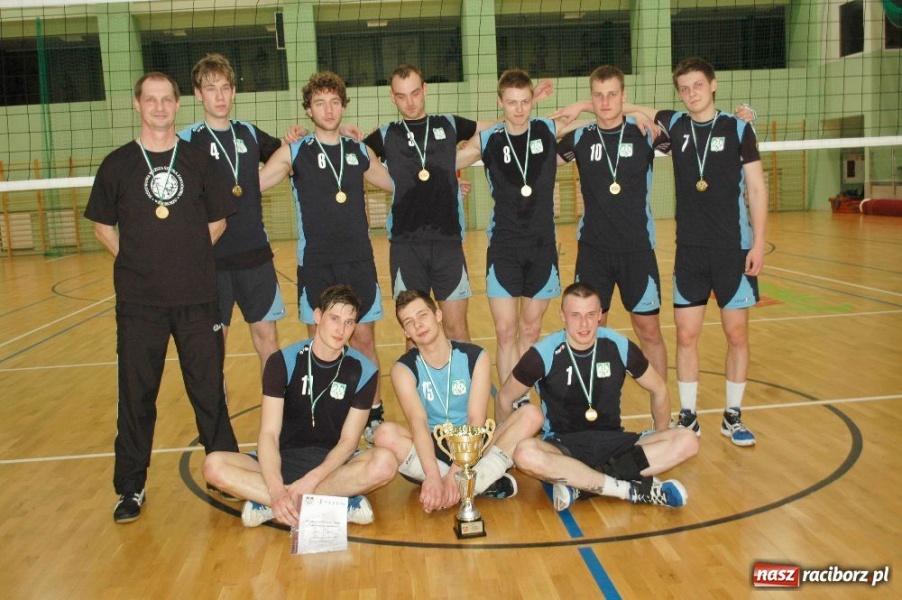 Zdjęcie w galerii na portalu naszraciborz.pl: Złoty medal dla drużyny PWSZ wiadomości z regionu