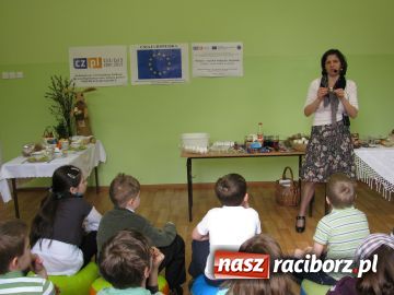 Zdjęcie w galerii na portalu naszraciborz.pl: SP 15 Wielkanoc na polsko - czeskim pograniczu wiadomości z regionu