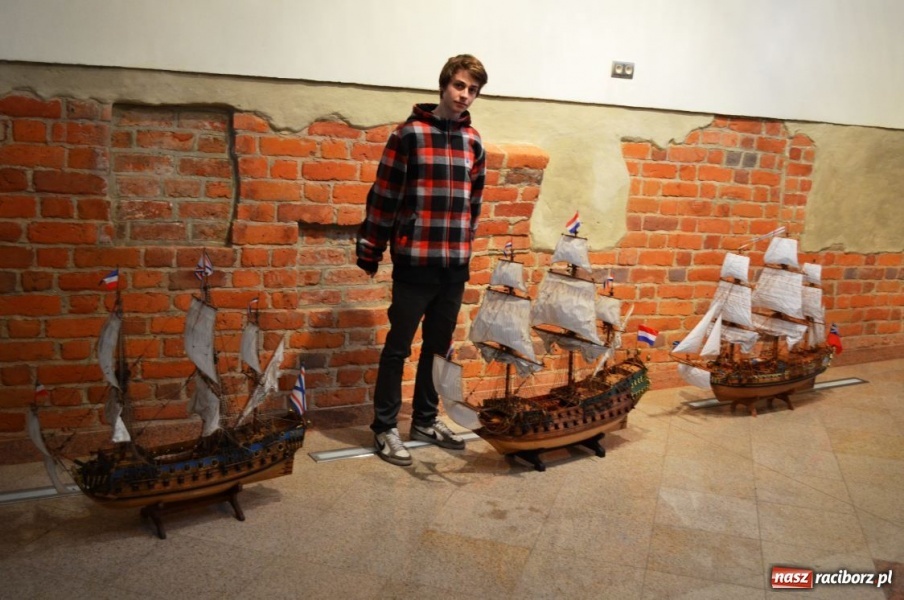 Zdjęcie w galerii na portalu naszraciborz.pl: Władcy mórz na zamku wiadomości z regionu