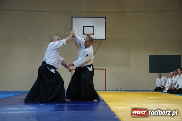 Zdjęcie w galerii na portalu naszraciborz.pl: Mistrzowie sztuk walk byli w Raciborzu wiadomości z regionu