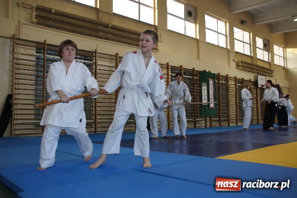 Zdjęcie w galerii na portalu naszraciborz.pl: Mistrzowie sztuk walk byli w Raciborzu wiadomości z regionu