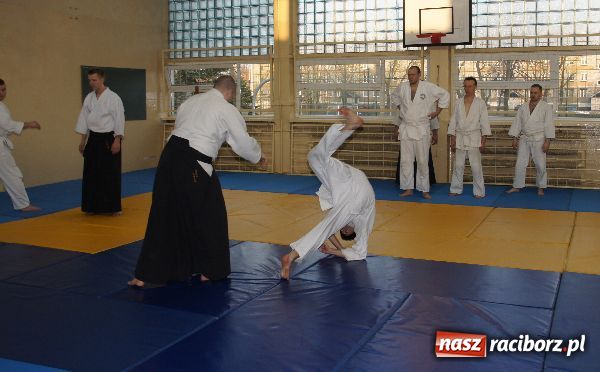 Zdjęcie w galerii na portalu naszraciborz.pl: Mistrzowie sztuk walk byli w Raciborzu wiadomości z regionu
