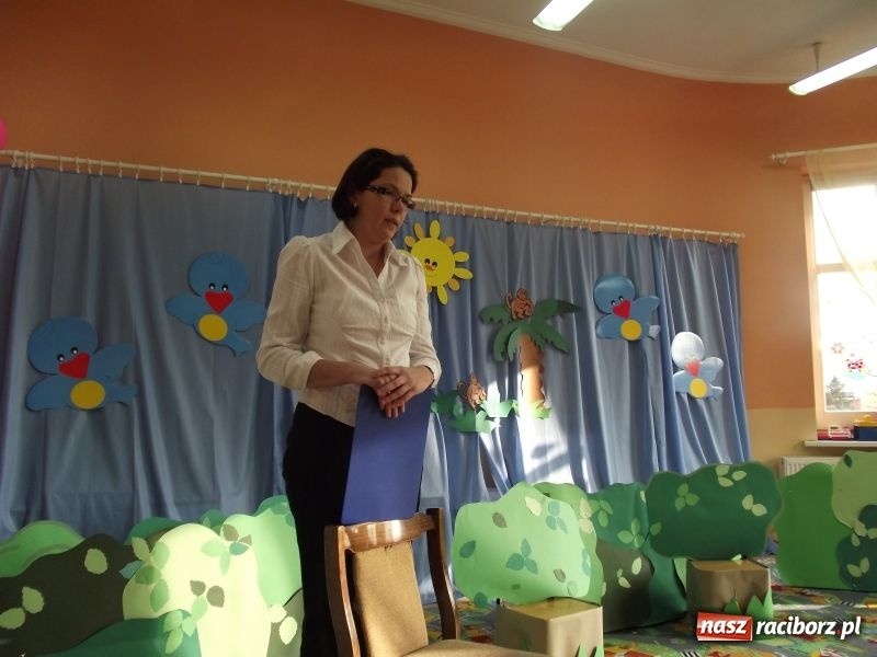 Zdjęcie w galerii na portalu naszraciborz.pl: Pantomima Dżungla bez dymu wiadomości z regionu