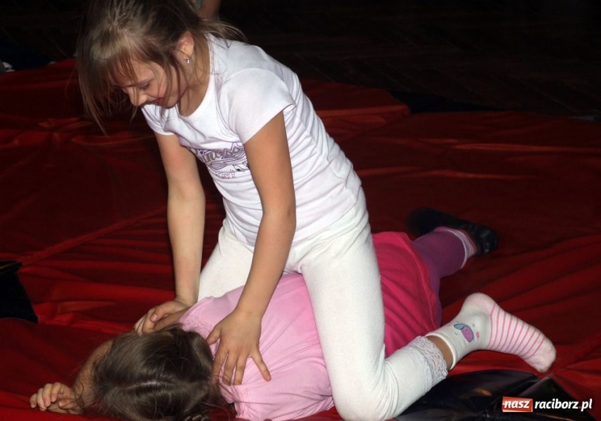 Zdjęcie w galerii na portalu naszraciborz.pl: Młodzi adepci ju-jitsu w Krzanowicach wiadomości z regionu