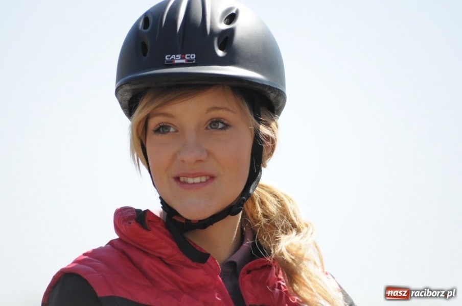 Zdjęcie w galerii na portalu naszraciborz.pl: Lider RAŚ konno w Pietrowicach Wielkich wiadomości z regionu