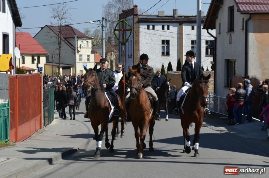 Zdjęcie w galerii na portalu naszraciborz.pl: Lider RAŚ konno w Pietrowicach Wielkich wiadomości z regionu