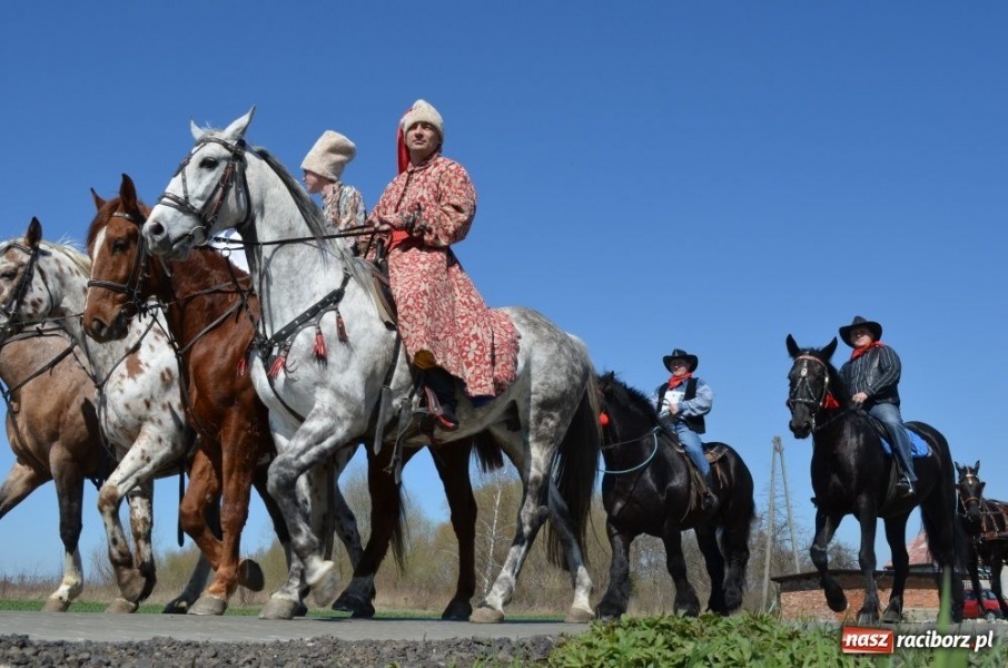 Zdjęcie w galerii na portalu naszraciborz.pl: Lider RAŚ konno w Pietrowicach Wielkich wiadomości z regionu