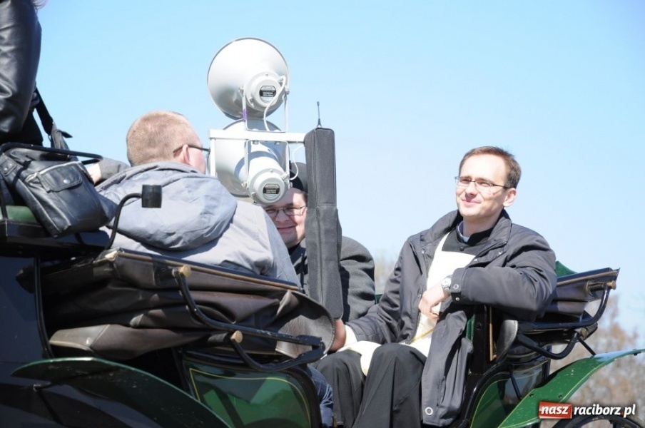 Zdjęcie w galerii na portalu naszraciborz.pl: Lider RAŚ konno w Pietrowicach Wielkich wiadomości z regionu