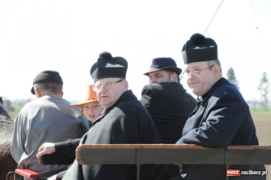 Zdjęcie w galerii na portalu naszraciborz.pl: Lider RAŚ konno w Pietrowicach Wielkich wiadomości z regionu