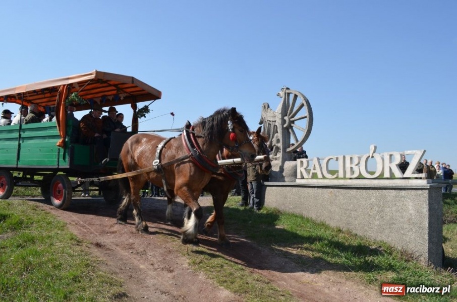 Zdjęcie w galerii na portalu naszraciborz.pl: W Bieńkowicach z wiceministrem wiadomości z regionu