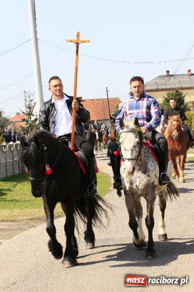 Zdjęcie w galerii na portalu naszraciborz.pl: Kaskaderzy w Zawadzie Książęcej wiadomości z regionu