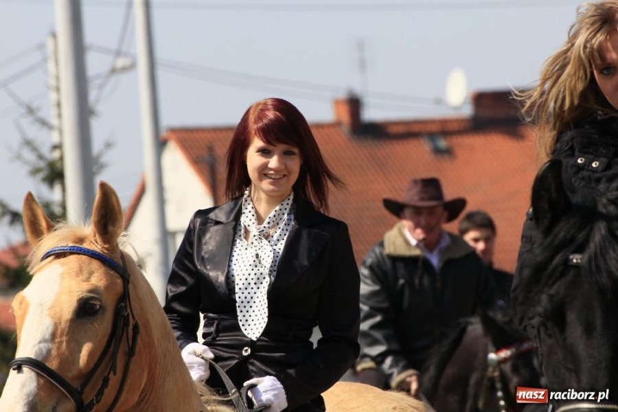 Zdjęcie w galerii na portalu naszraciborz.pl: Kaskaderzy w Zawadzie Książęcej wiadomości z regionu