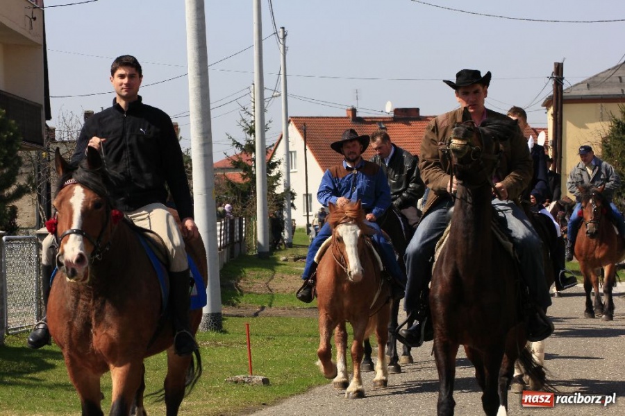 Zdjęcie w galerii na portalu naszraciborz.pl: Kaskaderzy w Zawadzie Książęcej wiadomości z regionu