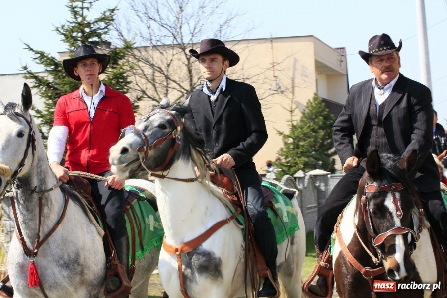 Zdjęcie w galerii na portalu naszraciborz.pl: Kaskaderzy w Zawadzie Książęcej wiadomości z regionu