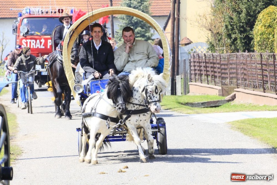 Zdjęcie w galerii na portalu naszraciborz.pl: Kaskaderzy w Zawadzie Książęcej wiadomości z regionu
