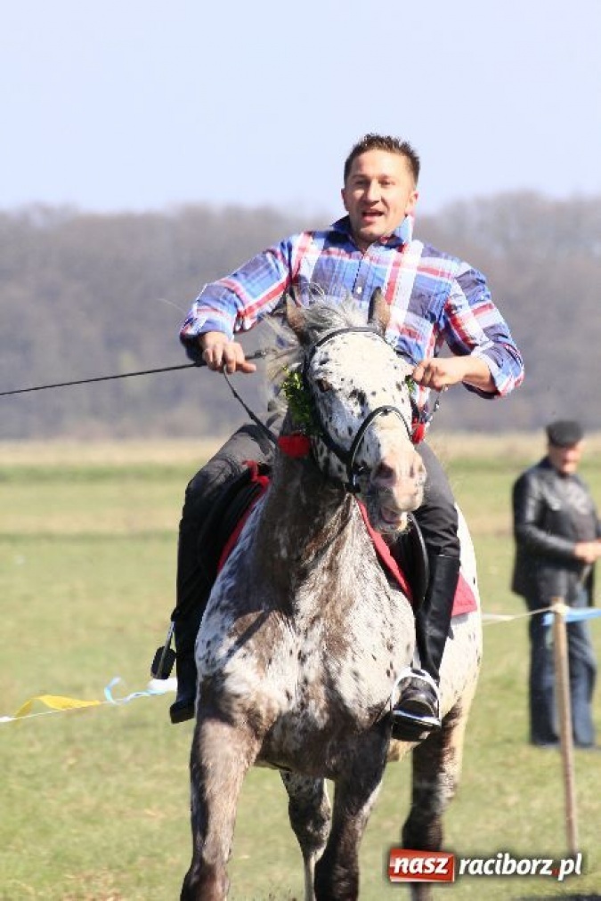 Zdjęcie w galerii na portalu naszraciborz.pl: Kaskaderzy w Zawadzie Książęcej wiadomości z regionu