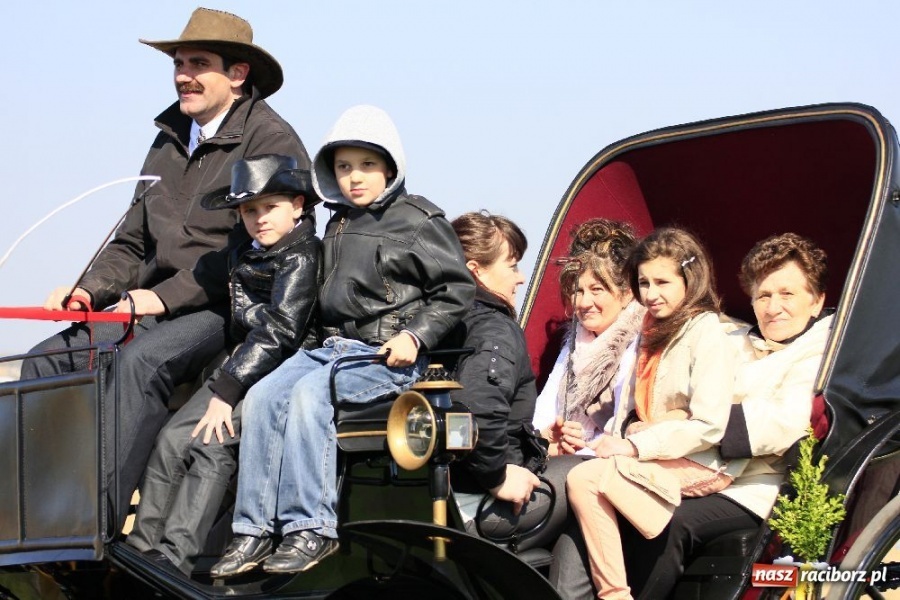 Zdjęcie w galerii na portalu naszraciborz.pl: Kaskaderzy w Zawadzie Książęcej wiadomości z regionu