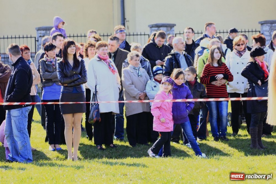 Zdjęcie w galerii na portalu naszraciborz.pl: Kaskaderzy w Zawadzie Książęcej wiadomości z regionu