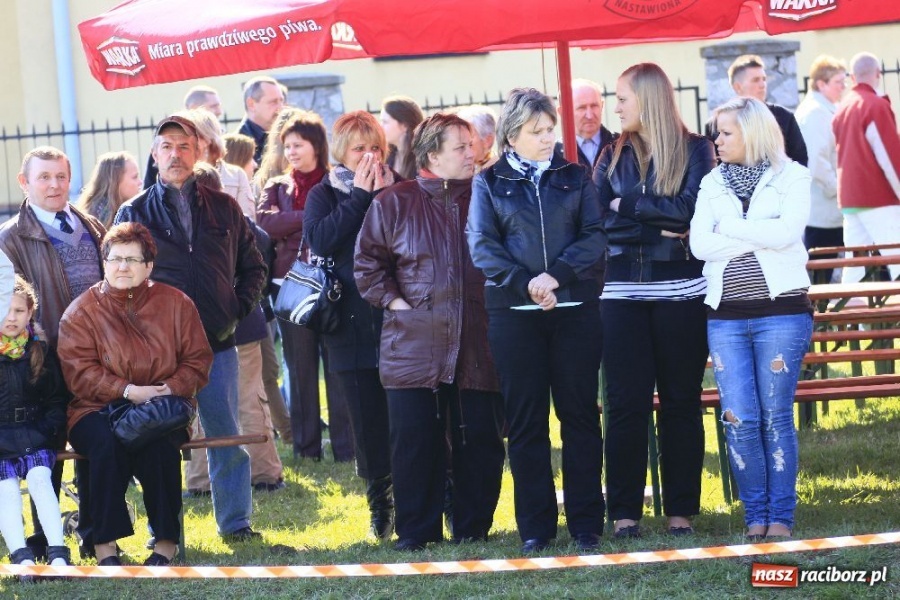 Zdjęcie w galerii na portalu naszraciborz.pl: Kaskaderzy w Zawadzie Książęcej wiadomości z regionu