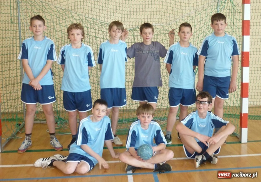 Zdjęcie w galerii na portalu naszraciborz.pl: Szczypiorniści walczyli o awans wiadomości z regionu