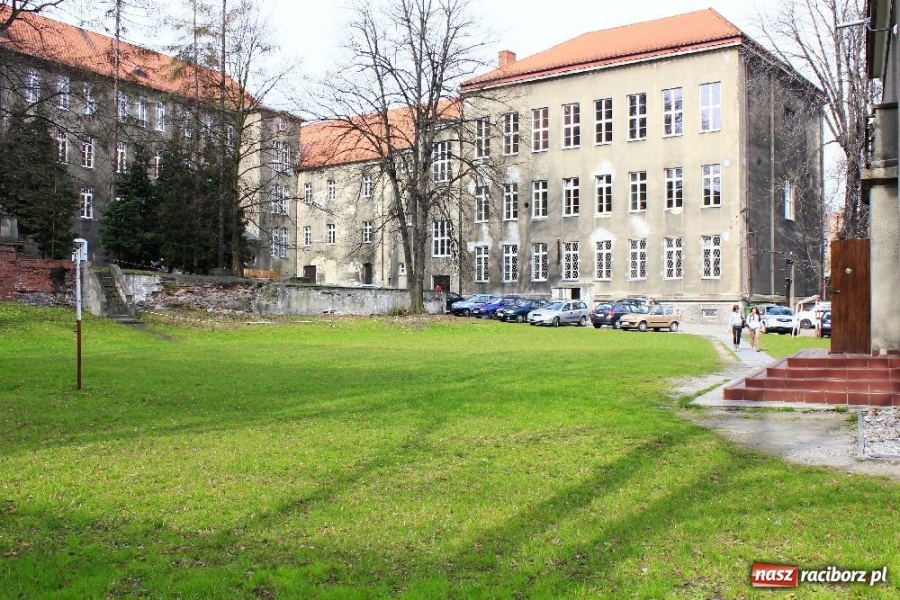 Zdjęcie w galerii na portalu naszraciborz.pl: Ekonomik: nowe boisko już we wrześniu wiadomości z regionu