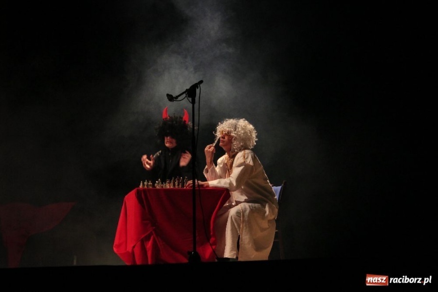 Zdjęcie w galerii na portalu naszraciborz.pl: Diabelskie intrygi zrobiły furorę wiadomości z regionu