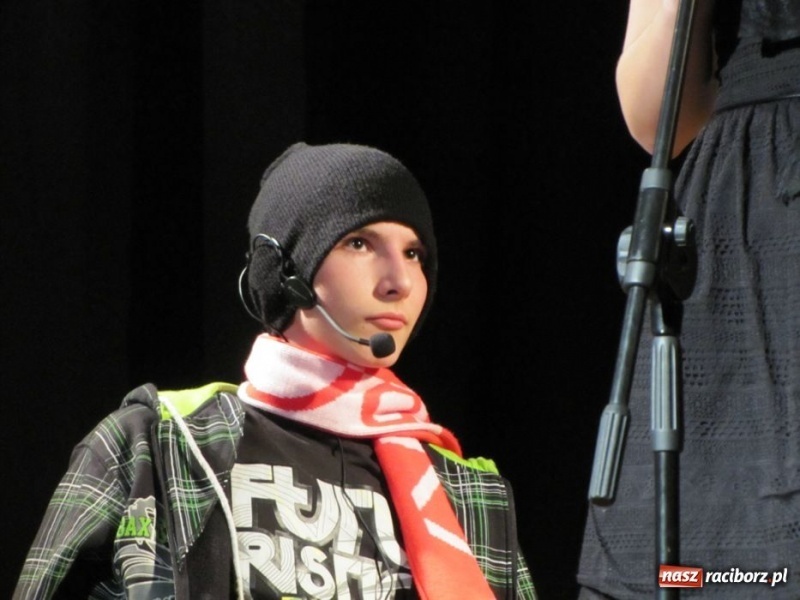 Zdjęcie w galerii na portalu naszraciborz.pl: IRREALIS rozbawiła do łez wiadomości z regionu