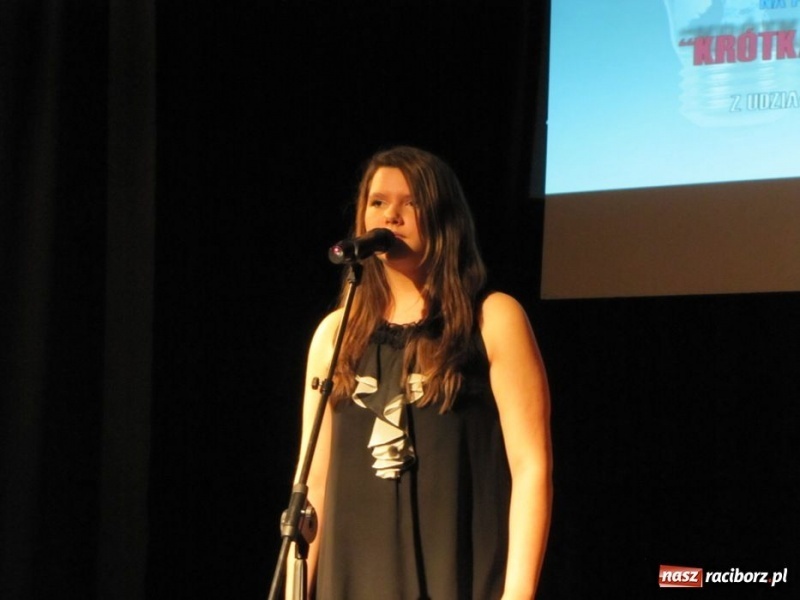Zdjęcie w galerii na portalu naszraciborz.pl: IRREALIS rozbawiła do łez wiadomości z regionu