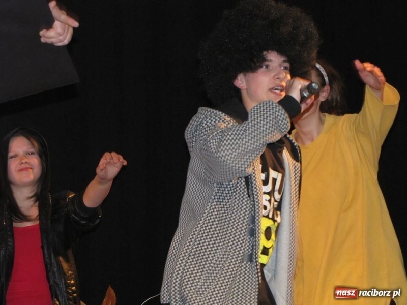 Zdjęcie w galerii na portalu naszraciborz.pl: IRREALIS rozbawiła do łez wiadomości z regionu