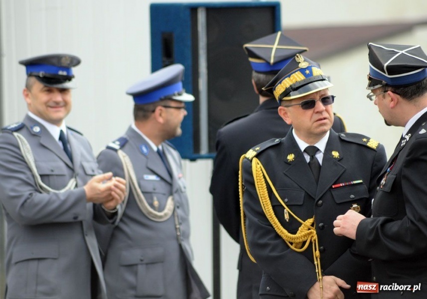 Zdjęcie w galerii na portalu naszraciborz.pl: OSP Szymocice od dziś mają sztandar wiadomości z regionu