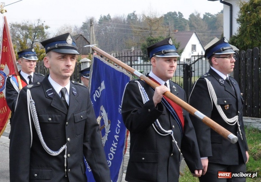 Zdjęcie w galerii na portalu naszraciborz.pl: OSP Szymocice od dziś mają sztandar wiadomości z regionu