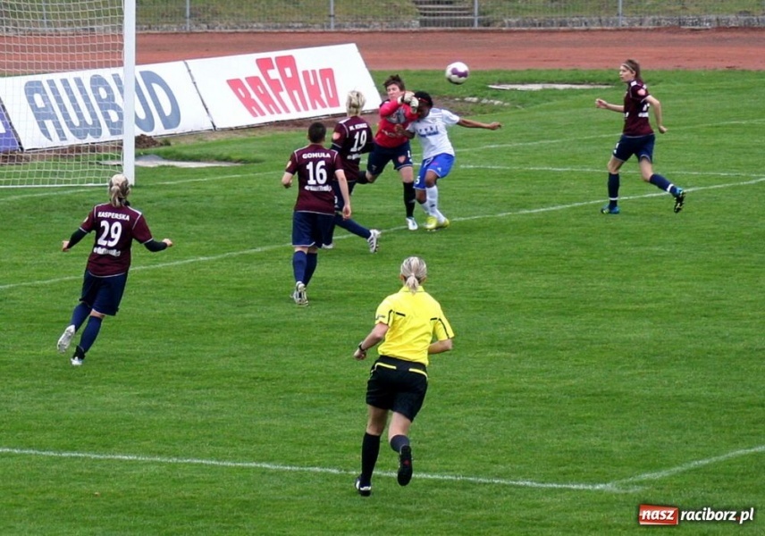 Zdjęcie w galerii na portalu naszraciborz.pl: Unia dopisała trzy punkty z Pogonią wiadomości z regionu