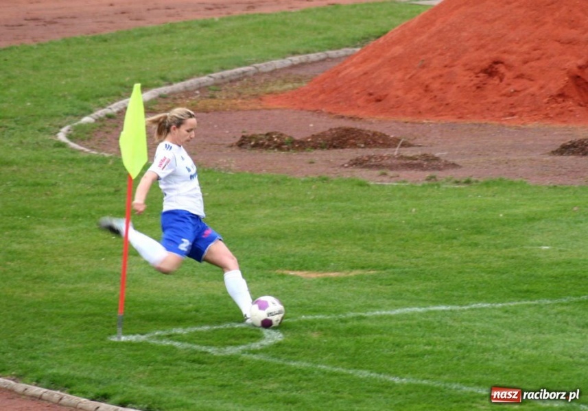 Zdjęcie w galerii na portalu naszraciborz.pl: Unia dopisała trzy punkty z Pogonią wiadomości z regionu