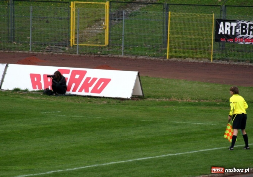 Zdjęcie w galerii na portalu naszraciborz.pl: Unia dopisała trzy punkty z Pogonią wiadomości z regionu