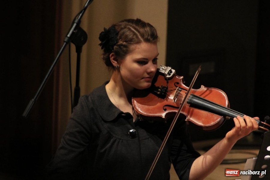Zdjęcie w galerii na portalu naszraciborz.pl: Festiwal Pieśni Stanisława Moniuszki wiadomości z regionu