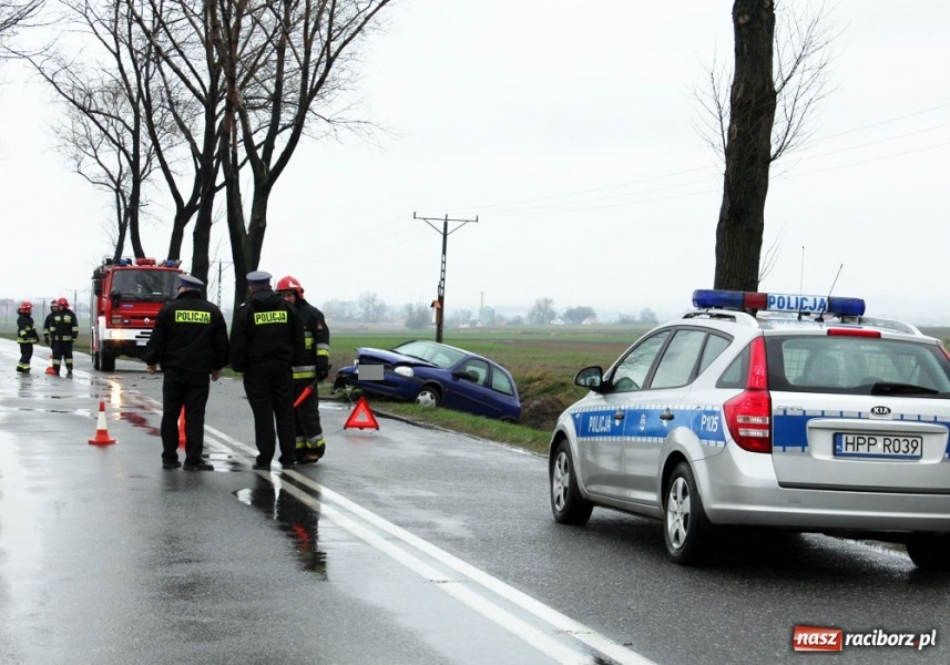 Zdjęcie w galerii na portalu naszraciborz.pl: Wypadek na trasie Sudół-Bojanów wiadomości z regionu