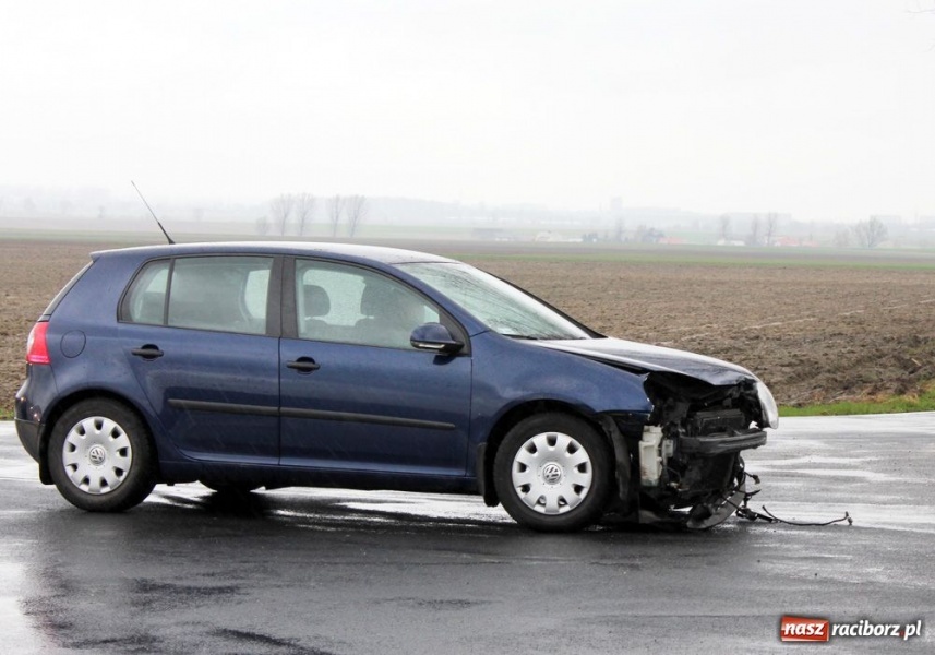 Zdjęcie w galerii na portalu naszraciborz.pl: Wypadek na trasie Sudół-Bojanów wiadomości z regionu