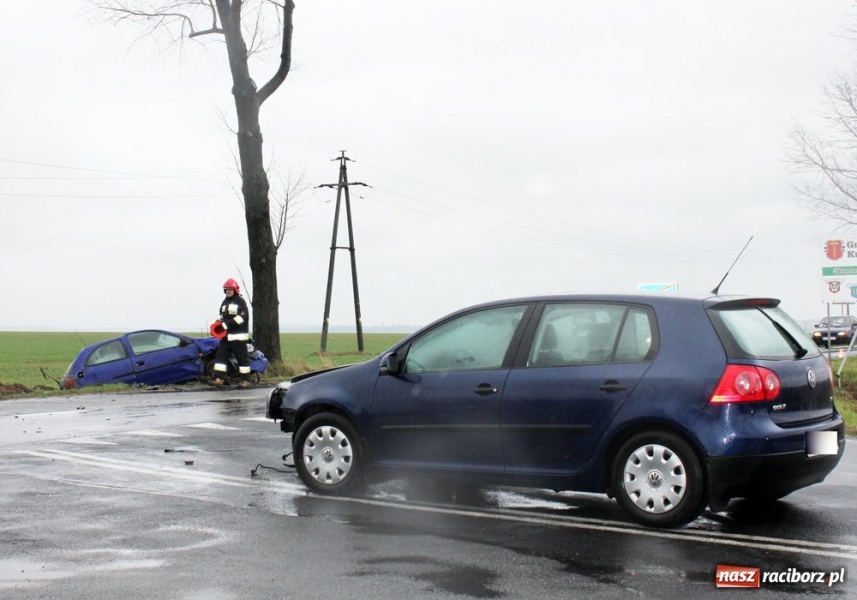 Zdjęcie w galerii na portalu naszraciborz.pl: Wypadek na trasie Sudół-Bojanów wiadomości z regionu