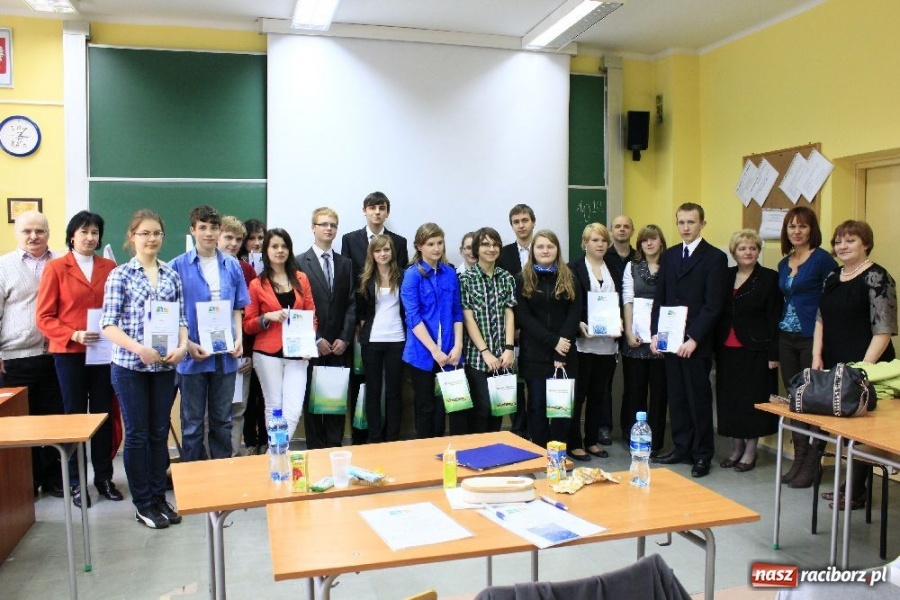 Zdjęcie w galerii na portalu naszraciborz.pl: Konkurs Wiedzy o Ziemi Raciborskiej wiadomości z regionu