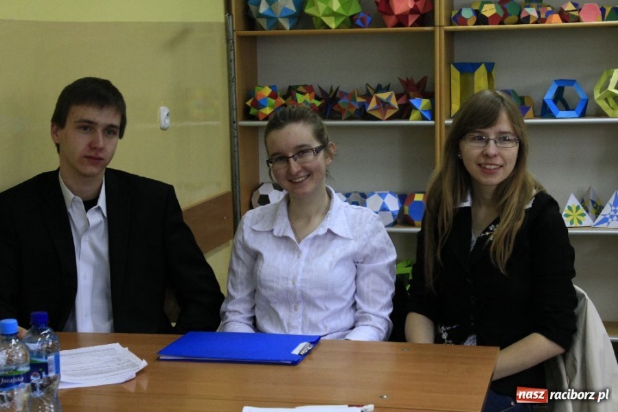 Zdjęcie w galerii na portalu naszraciborz.pl: Konkurs Wiedzy o Ziemi Raciborskiej wiadomości z regionu