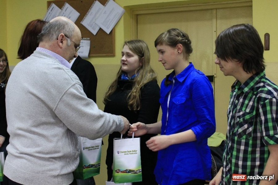 Zdjęcie w galerii na portalu naszraciborz.pl: Konkurs Wiedzy o Ziemi Raciborskiej wiadomości z regionu