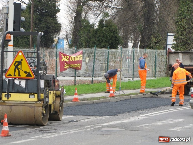 Zdjęcie w galerii na portalu naszraciborz.pl: Armii Krajowej i Rudzka w remoncie wiadomości z regionu