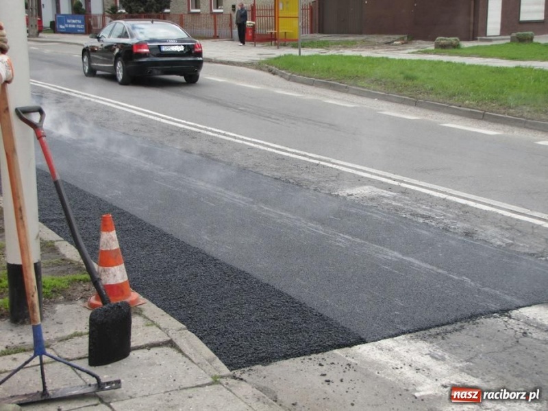 Zdjęcie w galerii na portalu naszraciborz.pl: Armii Krajowej i Rudzka w remoncie wiadomości z regionu