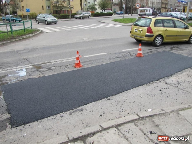 Zdjęcie w galerii na portalu naszraciborz.pl: Armii Krajowej i Rudzka w remoncie wiadomości z regionu